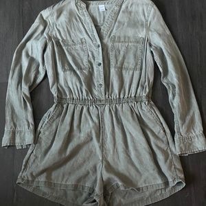 Old Navy Olive Green Long Sleeve Romper